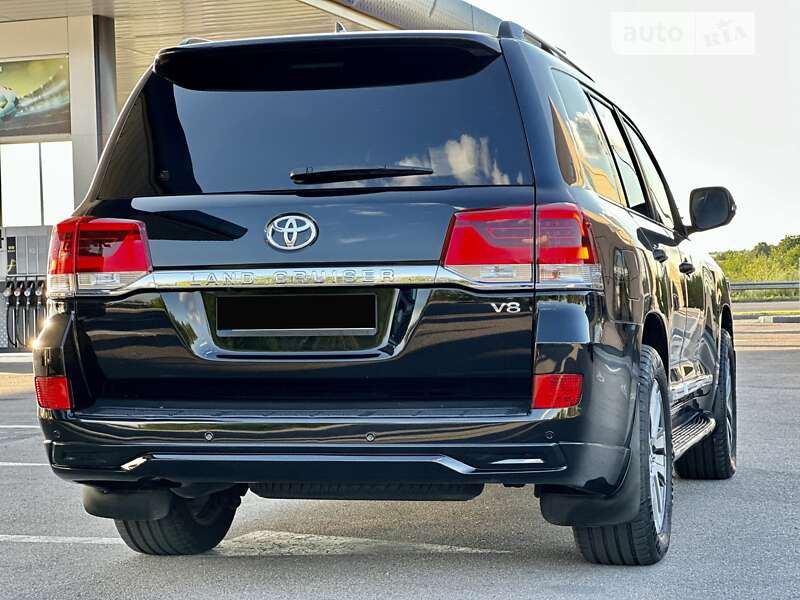Фото Toyota Land Cruiser з оголошення AUTO.RIA