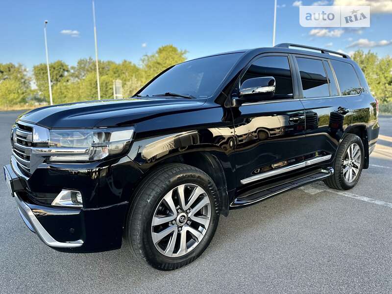 Фото Toyota Land Cruiser з оголошення AUTO.RIA