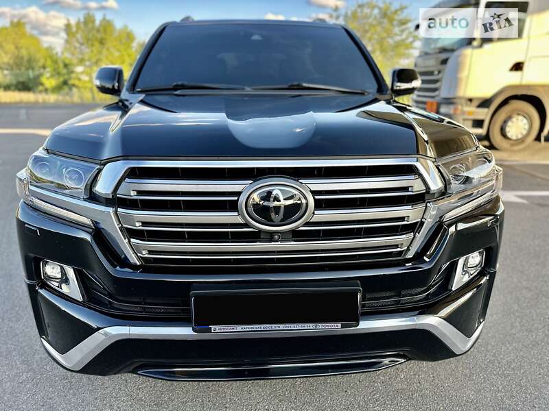 Фото Toyota Land Cruiser з оголошення AUTO.RIA