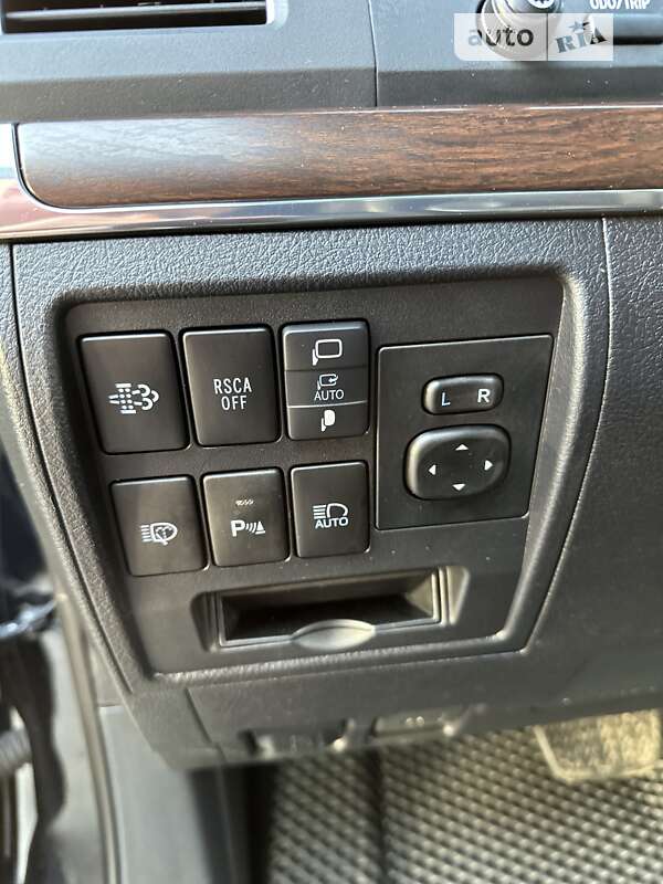 Фото Toyota Land Cruiser з оголошення AUTO.RIA
