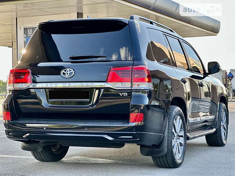 Фото Toyota Land Cruiser з оголошення AUTO.RIA