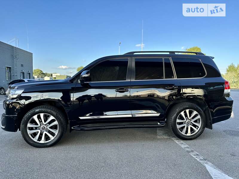 Фото Toyota Land Cruiser з оголошення AUTO.RIA