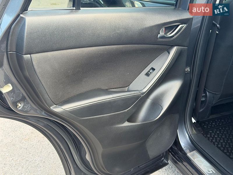 Фото Mazda CX-5 з оголошення AUTO.RIA
