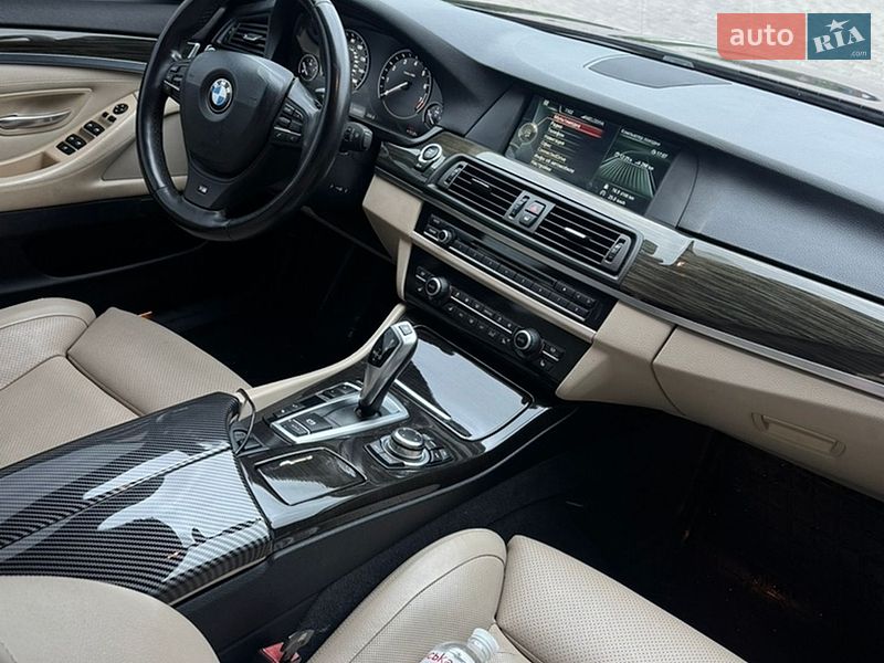 Фото BMW 5 Series з оголошення AUTO.RIA
