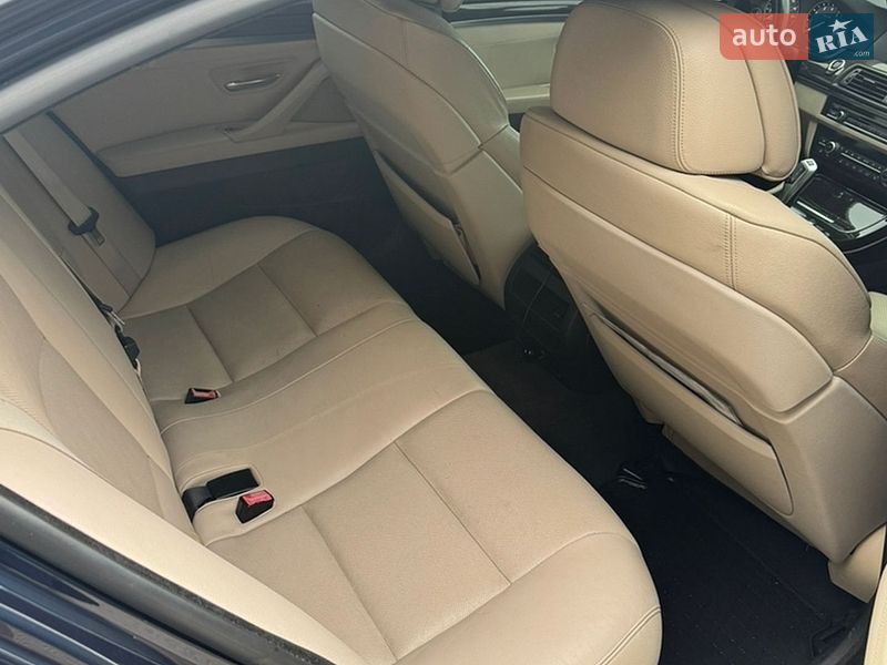 Фото BMW 5 Series з оголошення AUTO.RIA