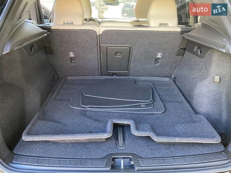 Фото Volvo XC40 з оголошення AUTO.RIA