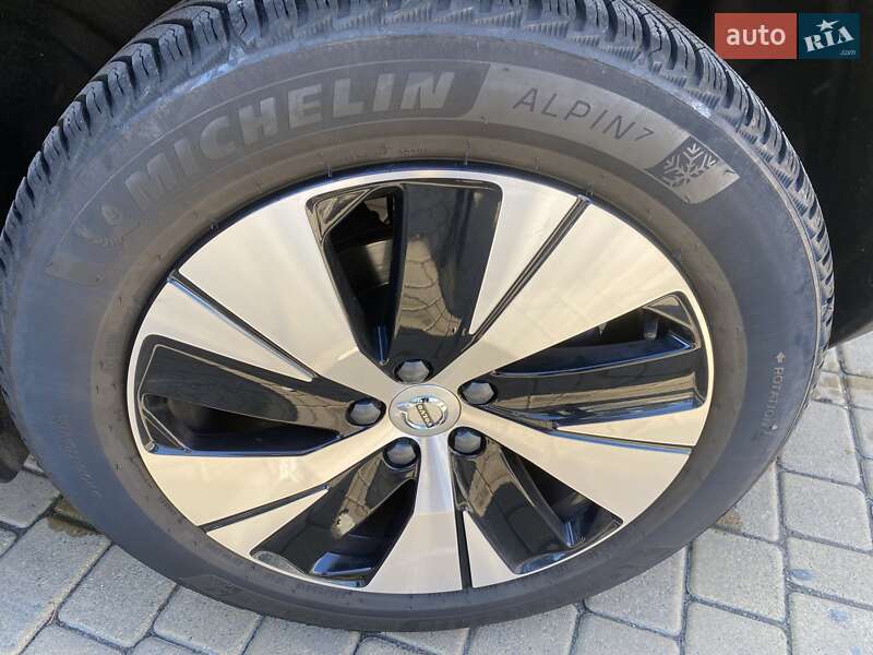 Фото Volvo XC40 з оголошення AUTO.RIA