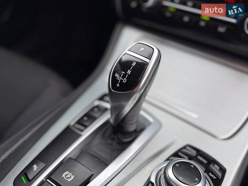 Фото BMW 5 Series з оголошення AUTO.RIA