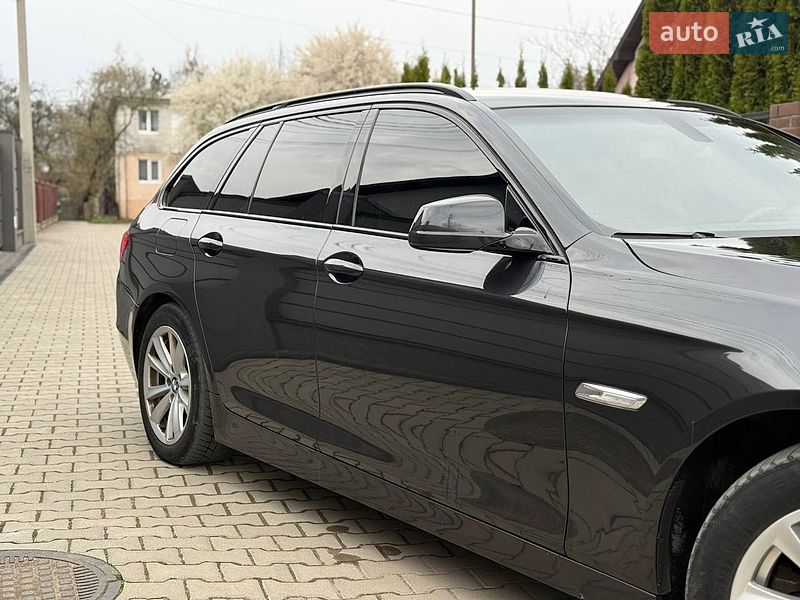 Фото BMW 5 Series з оголошення AUTO.RIA