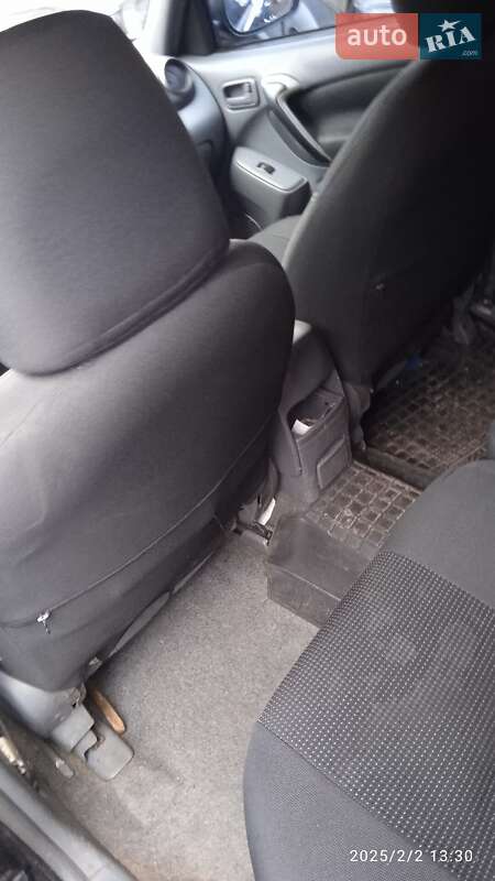 Фото Toyota RAV4 з оголошення AUTO.RIA