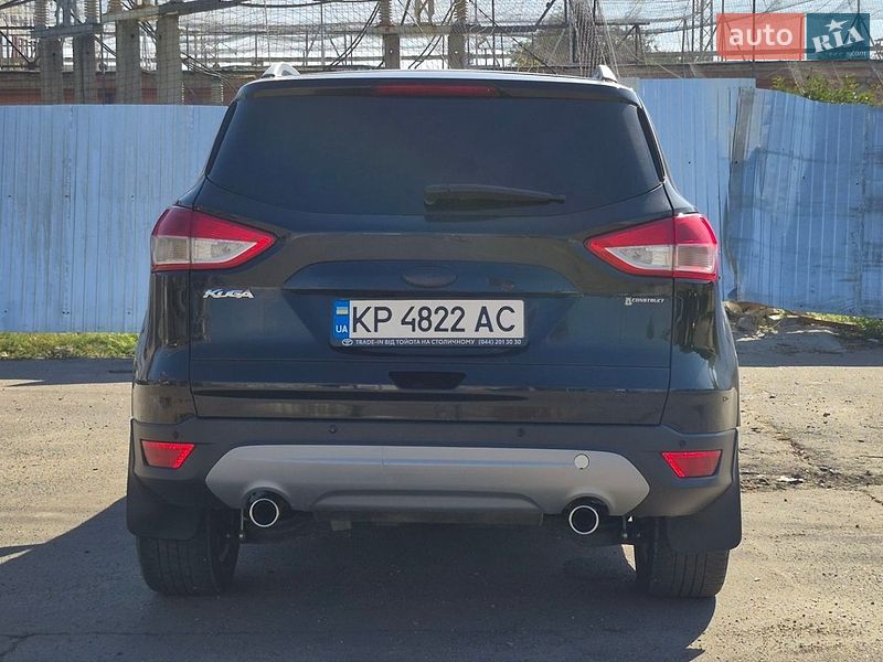Фото Ford Kuga з оголошення AUTO.RIA