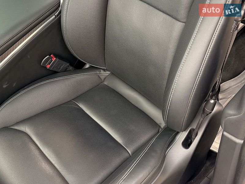 Фото Tesla Model X з оголошення AUTO.RIA