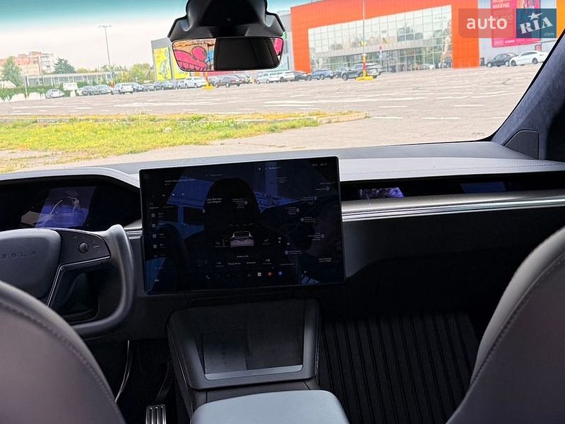 Фото Tesla Model X з оголошення AUTO.RIA