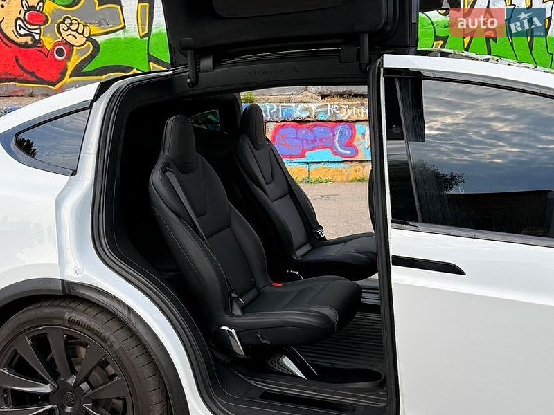 Фото Tesla Model X з оголошення AUTO.RIA