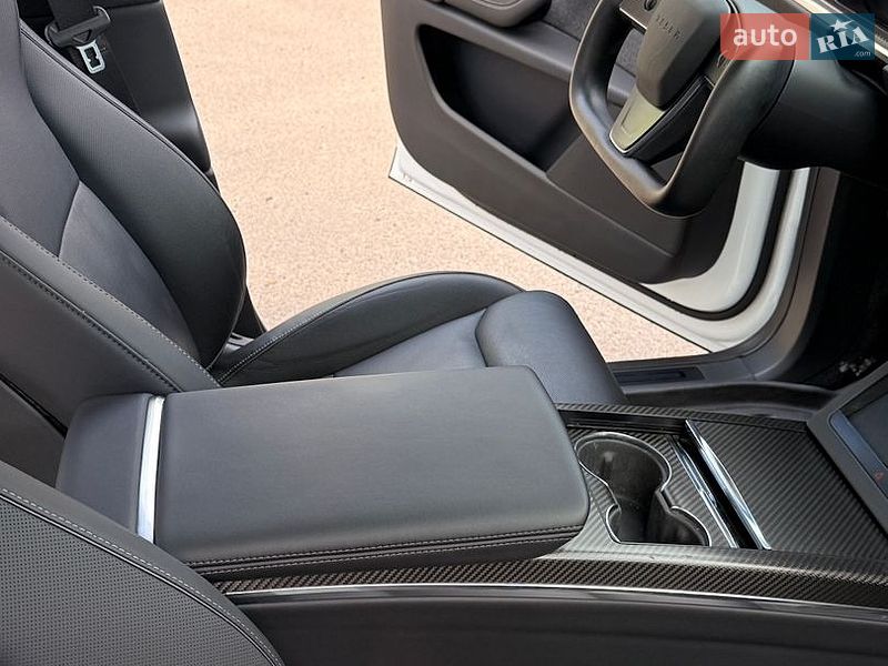 Фото Tesla Model X з оголошення AUTO.RIA