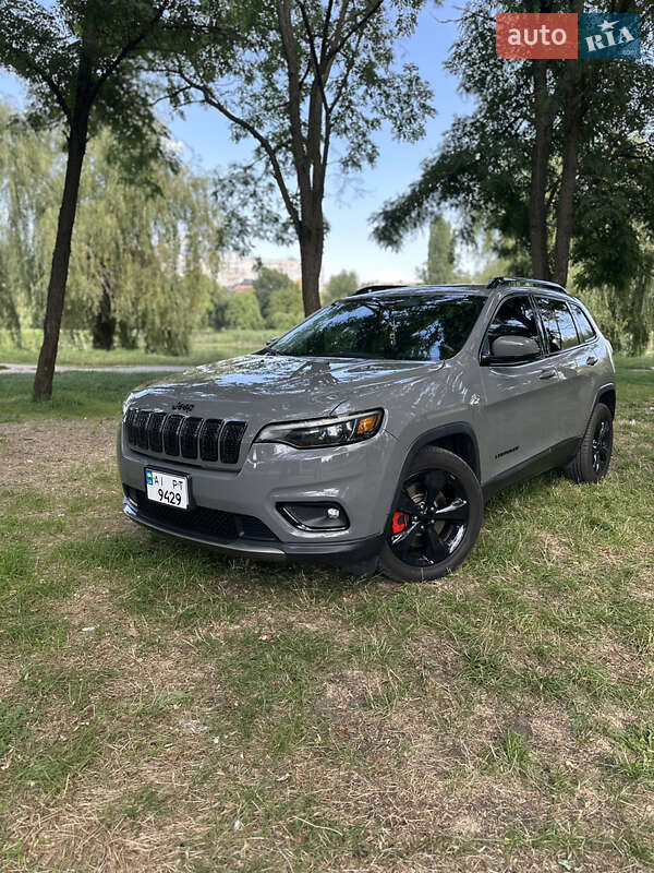 Фото Jeep Cherokee з оголошення AUTO.RIA