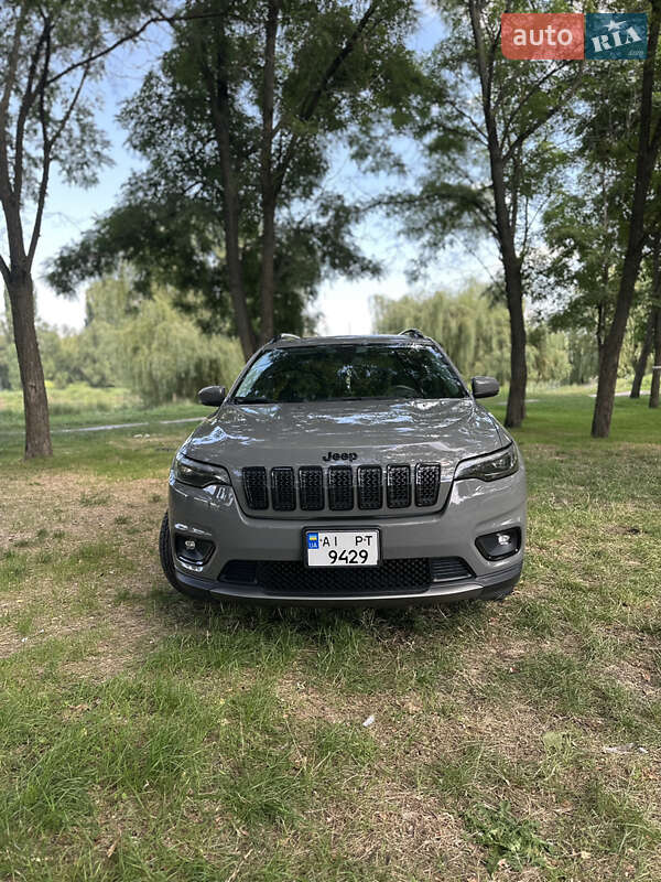 Фото Jeep Cherokee з оголошення AUTO.RIA
