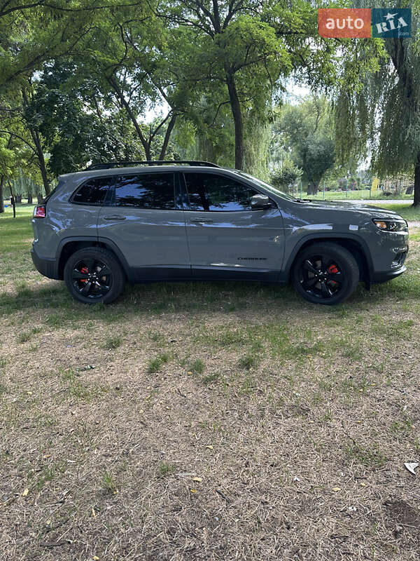 Фото Jeep Cherokee з оголошення AUTO.RIA
