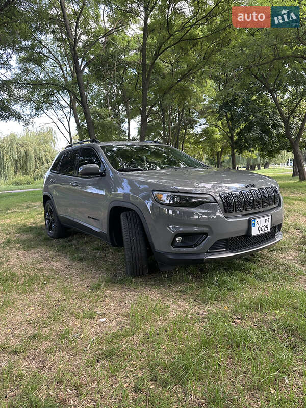 Фото Jeep Cherokee з оголошення AUTO.RIA