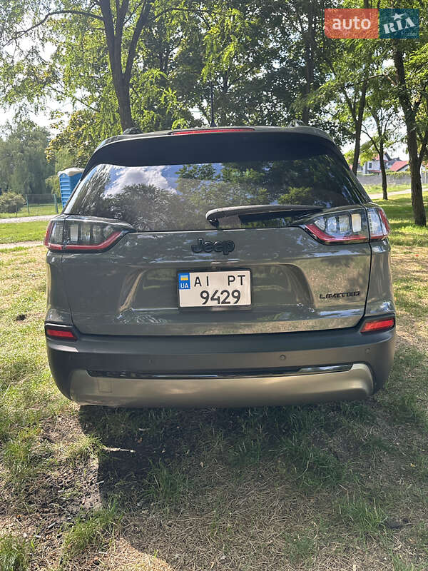Фото Jeep Cherokee з оголошення AUTO.RIA