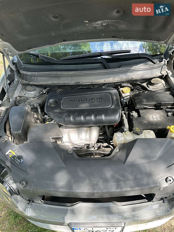 Фото Jeep Cherokee з оголошення AUTO.RIA
