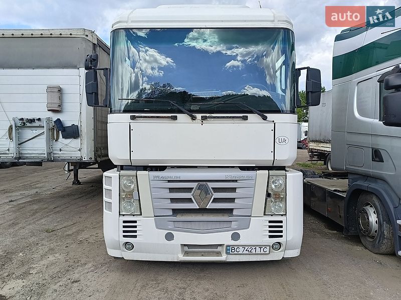 Фото Renault Magnum з оголошення AUTO.RIA