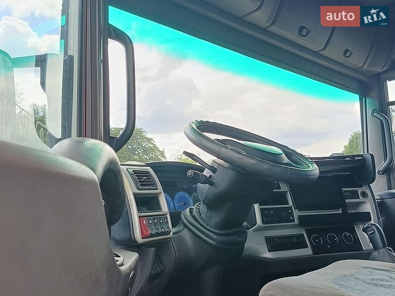 Фото Renault Magnum з оголошення AUTO.RIA