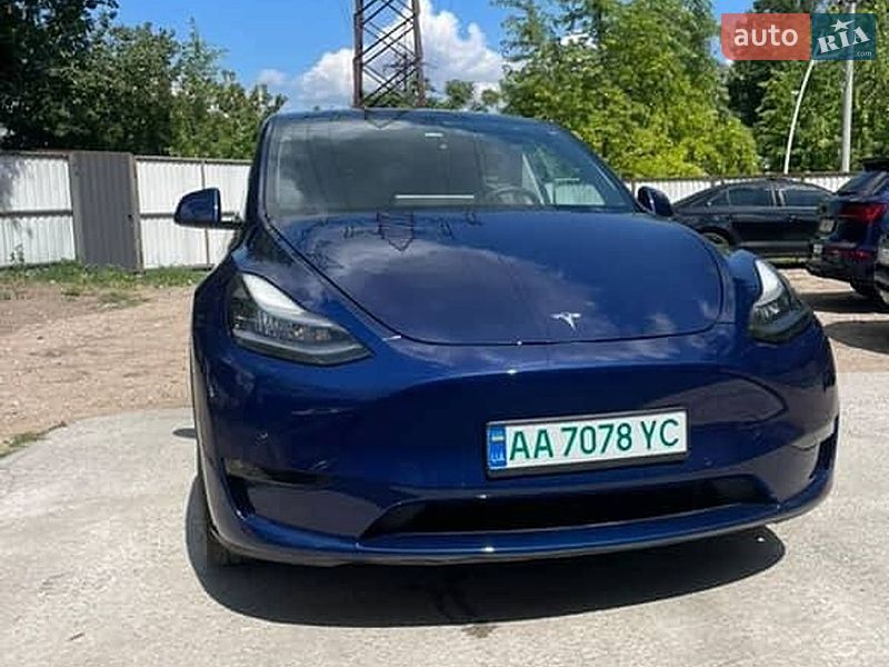 Фото Tesla Model Y з оголошення AUTO.RIA