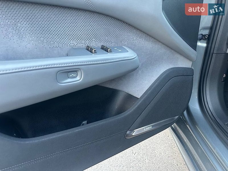 Фото Zeekr 001 з оголошення AUTO.RIA