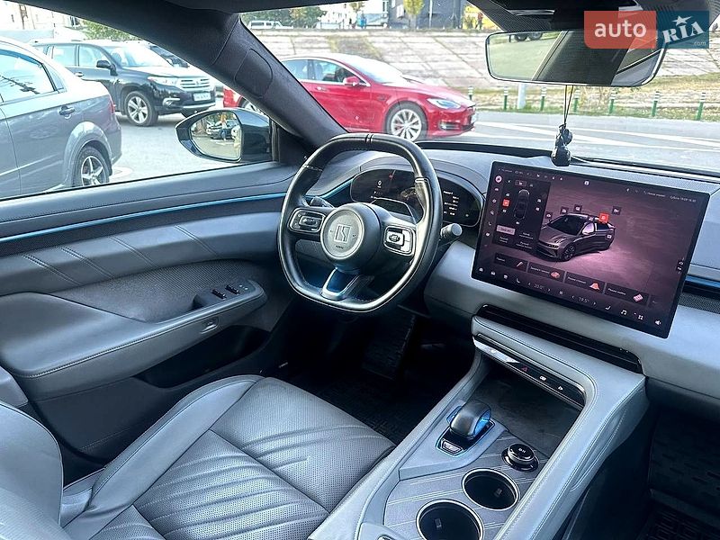 Фото Zeekr 001 з оголошення AUTO.RIA