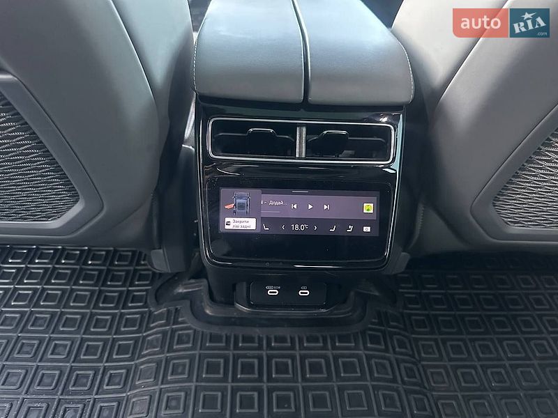 Фото Zeekr 001 з оголошення AUTO.RIA