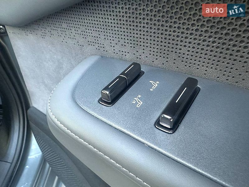 Фото Zeekr 001 з оголошення AUTO.RIA