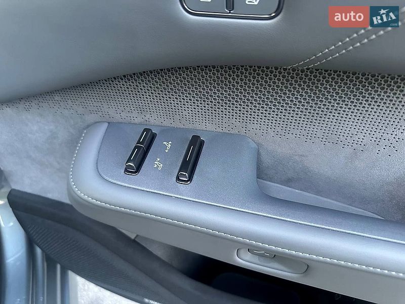 Фото Zeekr 001 з оголошення AUTO.RIA