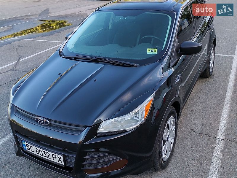 Фото Ford Escape з оголошення AUTO.RIA