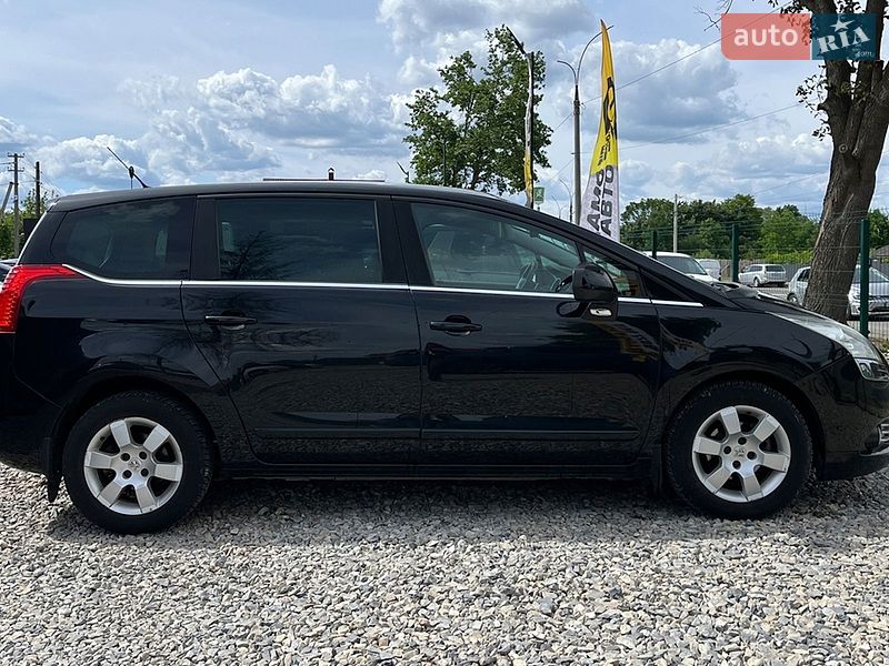 Фото Peugeot 5008 з оголошення AUTO.RIA