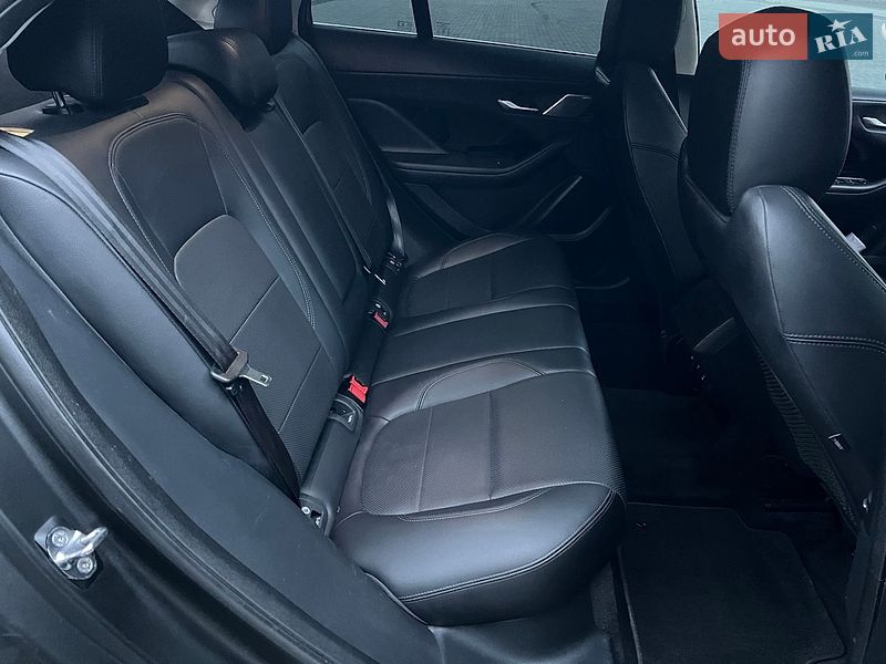 Фото Jaguar I-Pace з оголошення AUTO.RIA
