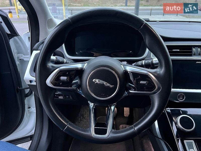 Фото Jaguar I-Pace з оголошення AUTO.RIA
