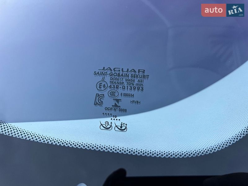 Фото Jaguar I-Pace з оголошення AUTO.RIA