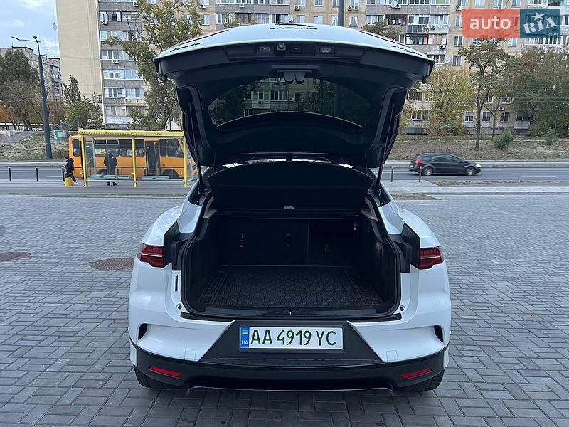 Фото Jaguar I-Pace з оголошення AUTO.RIA