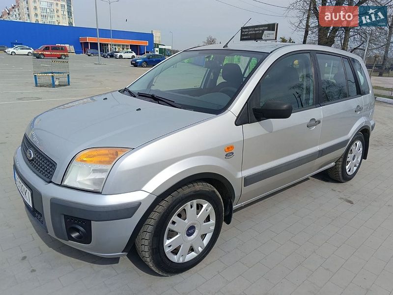 Фото Ford Fusion з оголошення AUTO.RIA