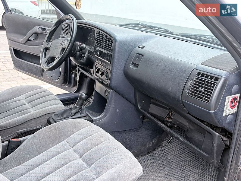 Фото Volkswagen Passat з оголошення AUTO.RIA