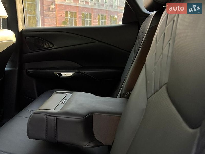 Фото Lexus RX з оголошення AUTO.RIA