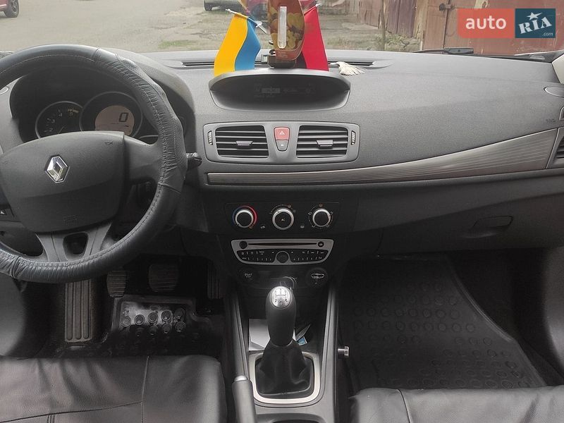 Фото Renault Megane з оголошення AUTO.RIA