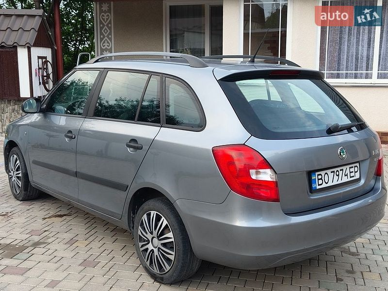 Фото Skoda Fabia з оголошення AUTO.RIA