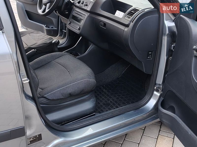 Фото Skoda Fabia з оголошення AUTO.RIA