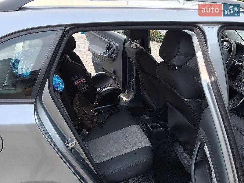 Фото Skoda Fabia з оголошення AUTO.RIA