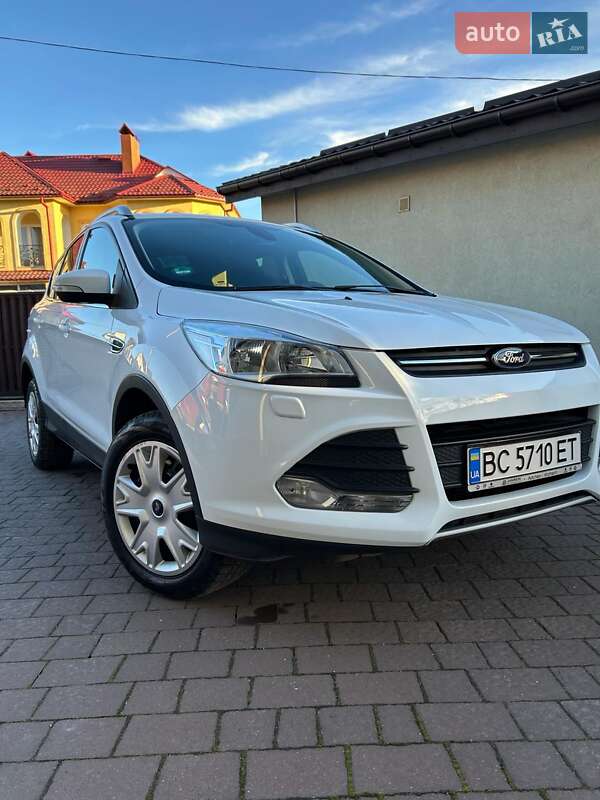 Фото Ford Kuga з оголошення AUTO.RIA