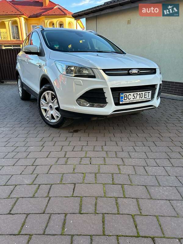 Фото Ford Kuga з оголошення AUTO.RIA