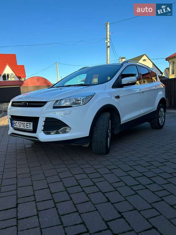 Фото Ford Kuga з оголошення AUTO.RIA