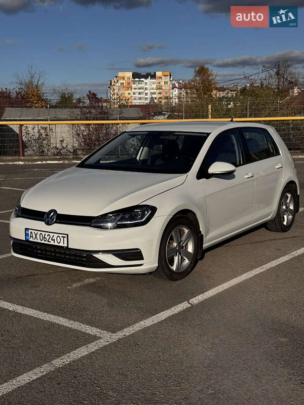 Фото Volkswagen Golf з оголошення AUTO.RIA